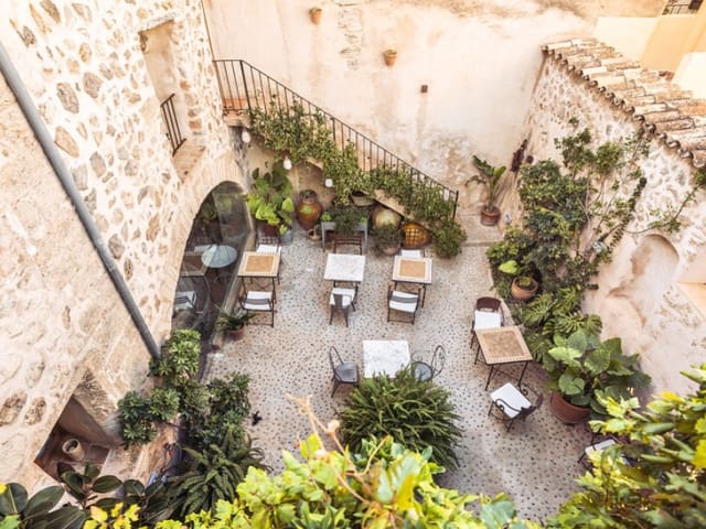 8 slaapkamer Villa te koop in Estellenchs - € 2.600.000 (Ref: 9571339)