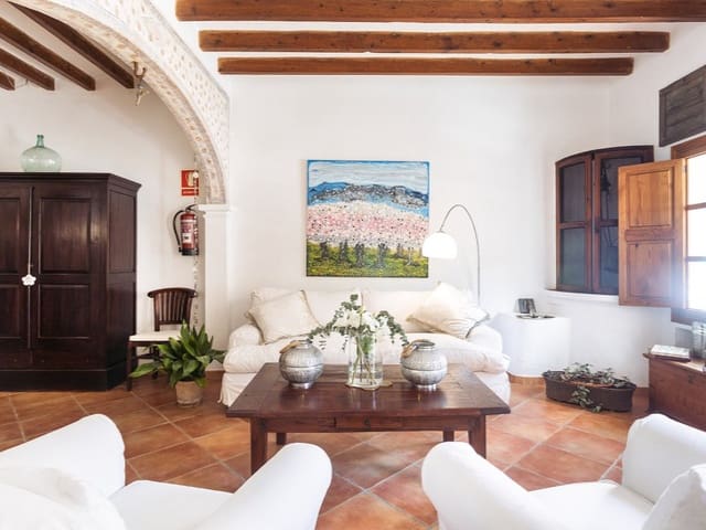 8 slaapkamer Villa te koop in Estellenchs - € 2.600.000 (Ref: 9571339)