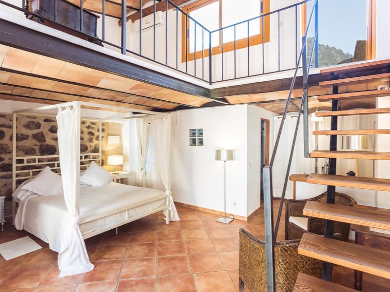 8 slaapkamer Villa te koop in Estellenchs - € 2.600.000 (Ref: 9571339)