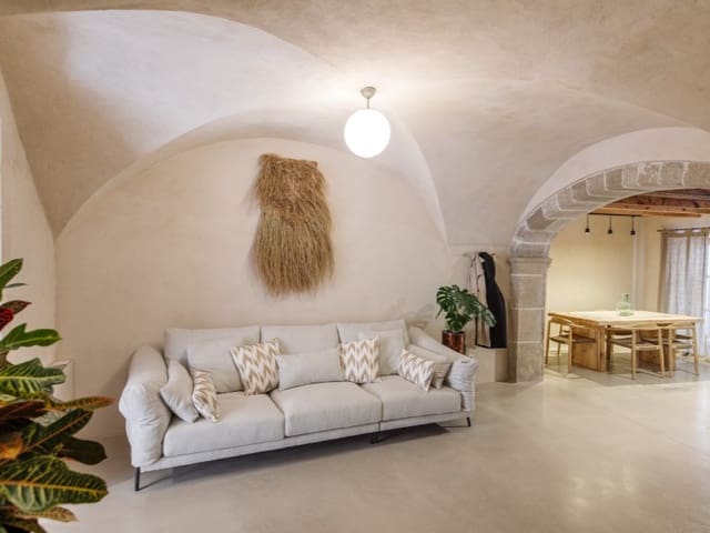 3 quarto Moradia para venda em Alaró com piscina - 750 000 € (Ref: 9576567)