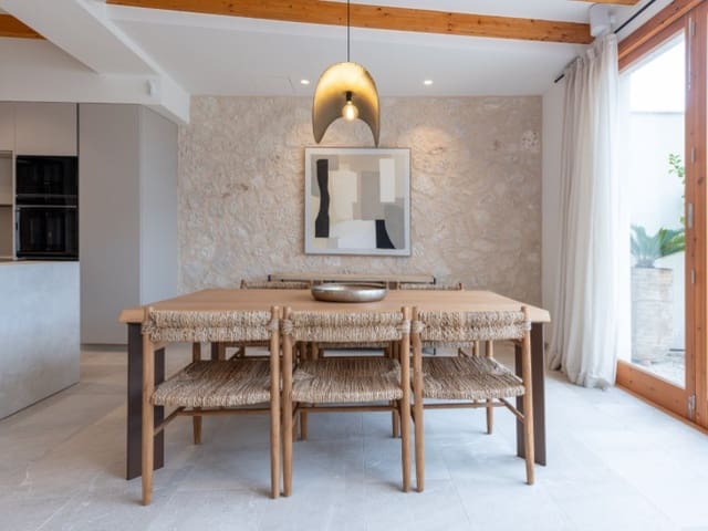 4 bedroom Villa for sale in Montuïri with pool garage - € 1,795,000 (Ref: 9591461)