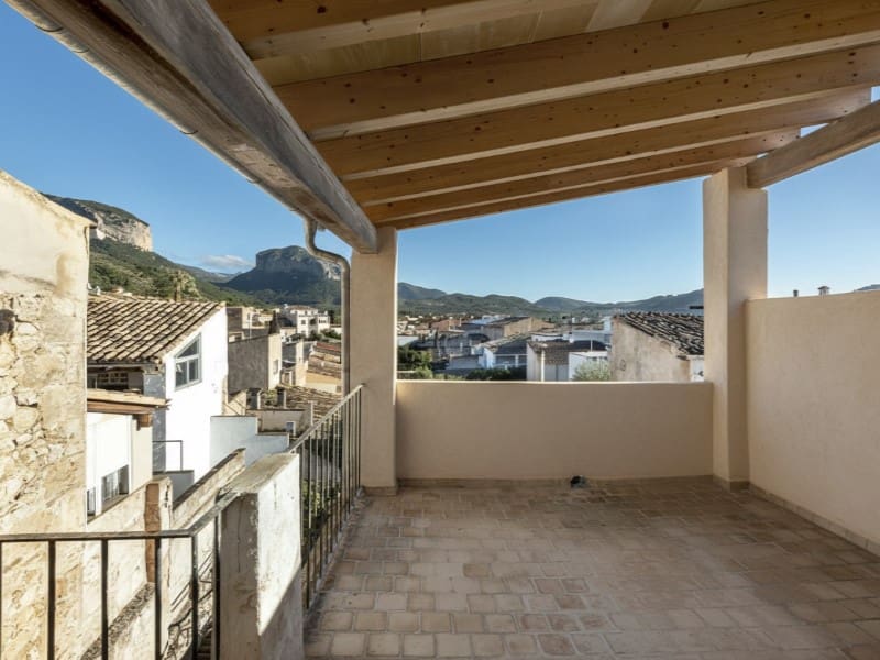 7 soverom Villa til salgs i Alaro - € 1 200 000 (Ref: 9596335)