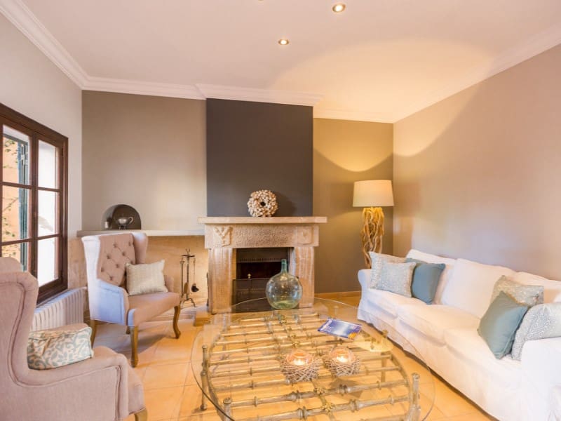 7 bedroom Villa for sale in Alaro with pool - € 2,800,000 (Ref: 9604905)