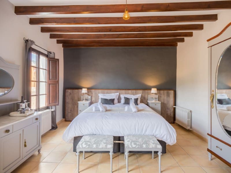 7 bedroom Villa for sale in Alaro with pool - € 2,800,000 (Ref: 9604905)