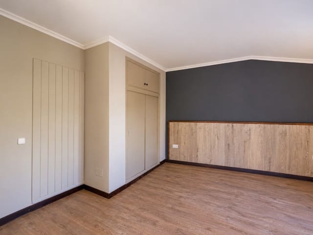 7 sypialnia Willa na sprzedaż w Alaró z basenem garażem - 2 500 000 € (Ref: 9604905)