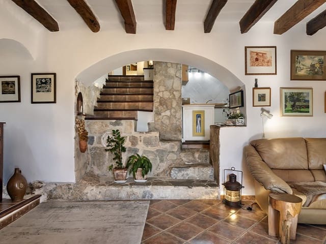 3 sypialnia Willa na sprzedaż w Mancor de la Vall - 1 370 000 € (Ref: 9608189)