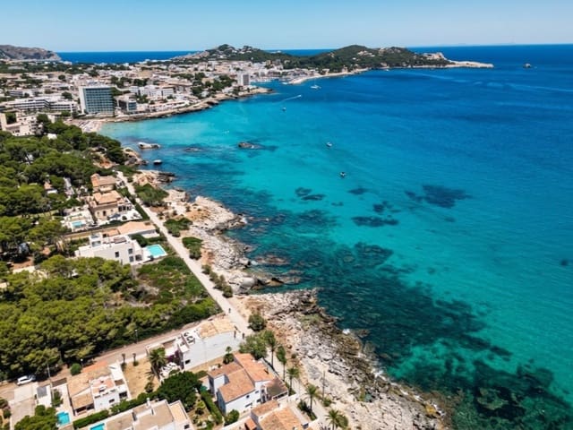 Terrain à Bâtir à vendre à Cala Ratjada, Capdepera - 2 100 000 € (Ref: 9611374)
