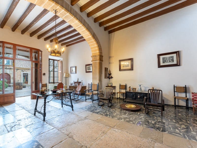 Chalet de 7 habitaciones en Binissalem en venta - 1.200.000 € (Ref: 9611376)