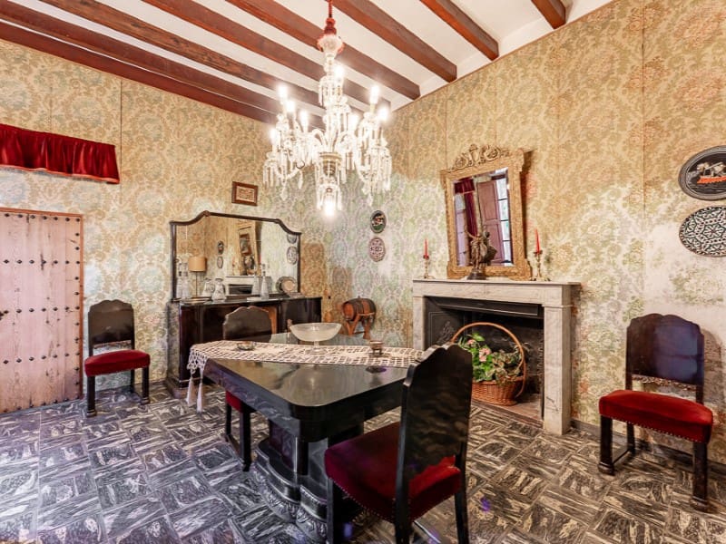 Chalet de 7 habitaciones en Binissalem en venta - 1.200.000 € (Ref: 9611376)