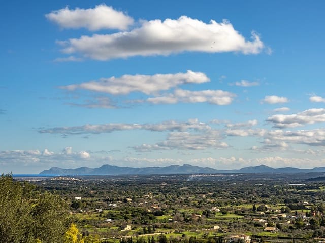 3 quarto Moradia para venda em Mancor de la Vall com piscina - 875 000 € (Ref: 9619432)