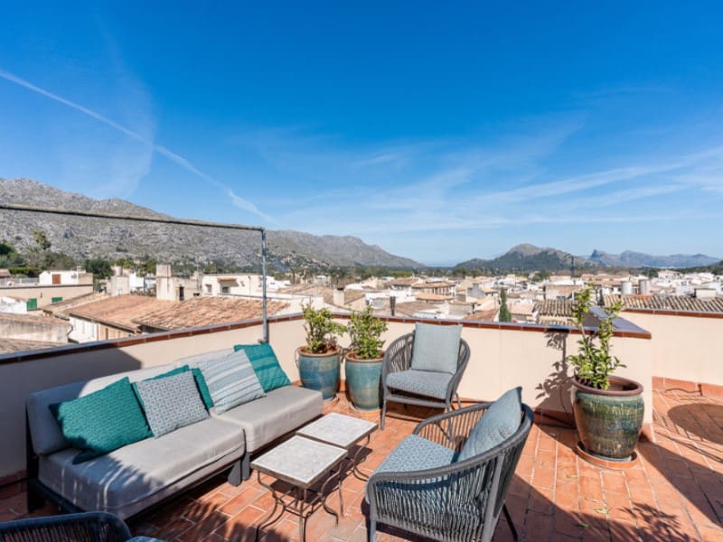 4 bedroom Villa for sale in Pollensa / Pollenca with garage - € 950,000 (Ref: 9619434)