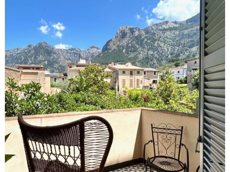 Chalet de 4 habitaciones en Sóller en venta con piscina - 1.825.000 € (Ref: 9621820)