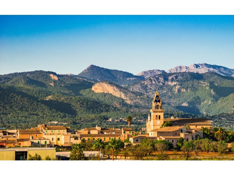 5 soverom Villa til salgs i Santa Maria del Cami med svømmebasseng garasje - € 3 500 000 (Ref: 9625848)