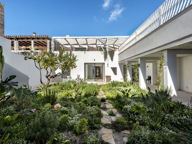 Chalet de 5 habitaciones en Santa María del Camí en venta con piscina garaje - 3.500.000 € (Ref: 9625848)