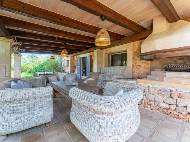 4 bedroom Finca/Country House for sale in Bunyola with pool - € 2,235,000 (Ref: 9630210)