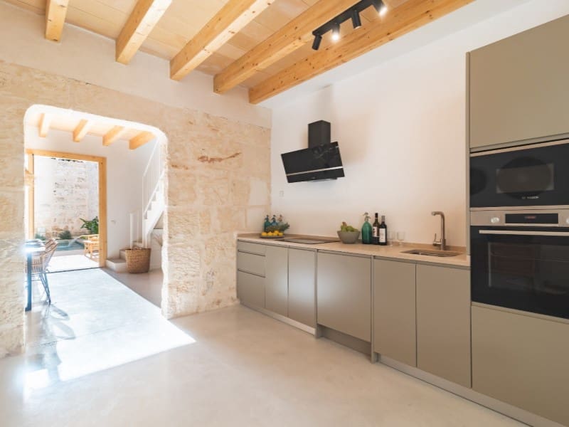 3 soveværelse Villa til salg i Muro med swimmingpool garage - € 995.000 (Ref: 9648018)