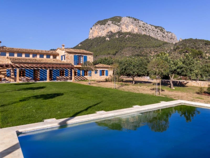 8 bedroom Finca/Country House for sale in Alaro with pool garage - € 8,400,000 (Ref: 9659310)