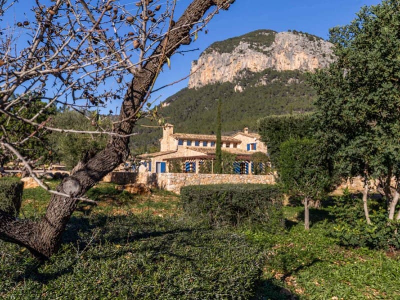 8 bedroom Finca/Country House for sale in Alaro with pool garage - € 8,400,000 (Ref: 9659310)