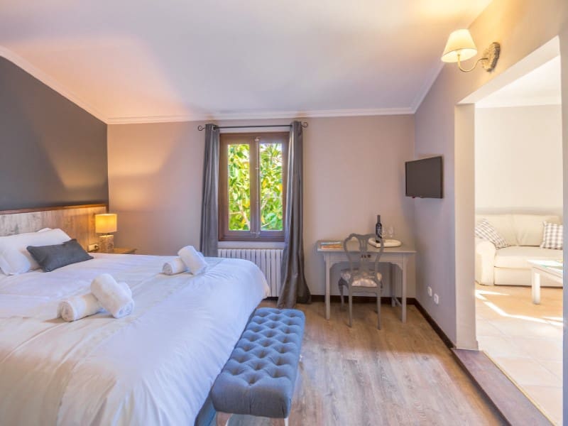 7 soveværelse Hotel til salg i Alaro med swimmingpool - € 2.800.000 (Ref: 9659311)