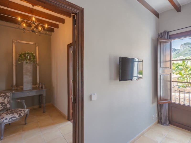 7 soveværelse Hotel til salg i Alaro med swimmingpool - € 2.800.000 (Ref: 9659311)