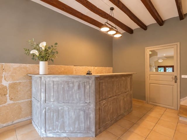 7 slaapkamer Villa te koop in Alaró met zwembad garage - € 2.500.000 (Ref: 9659311)