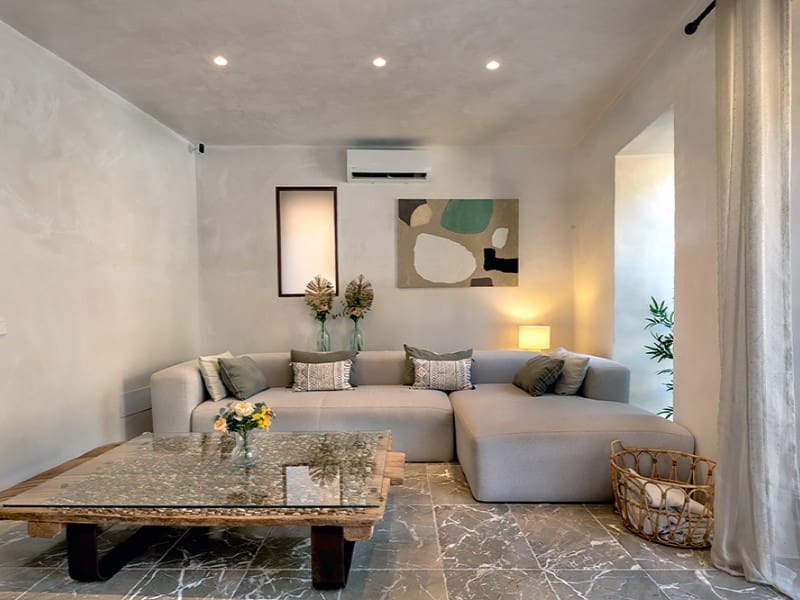 3 bedroom Villa for sale in Alaro with pool garage - € 1,995,000 (Ref: 9659312)