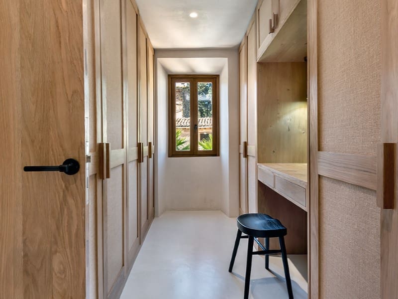 3 bedroom Villa for sale in Alaro with pool garage - € 1,995,000 (Ref: 9659312)