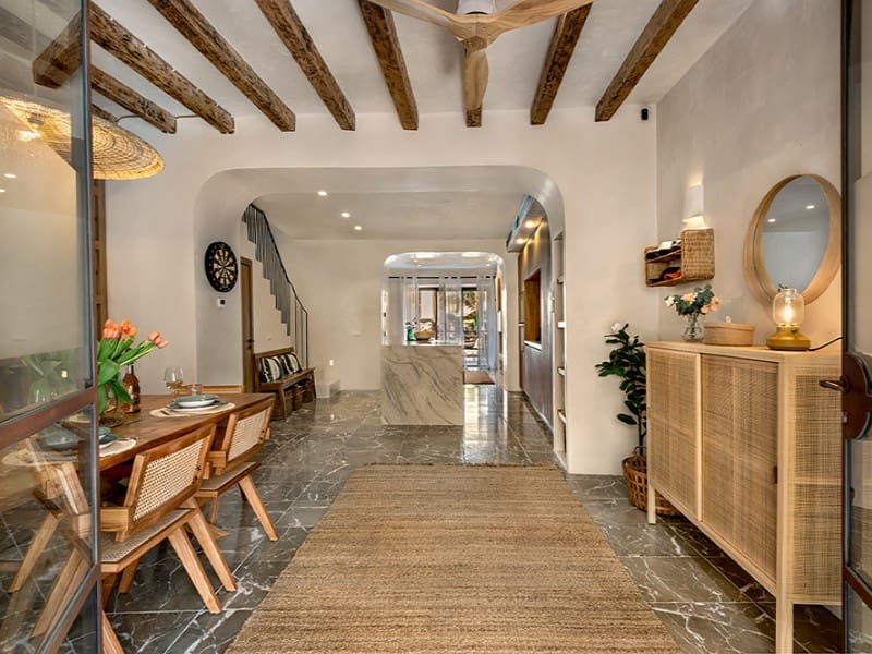 3 bedroom Villa for sale in Alaro with pool garage - € 1,995,000 (Ref: 9659312)