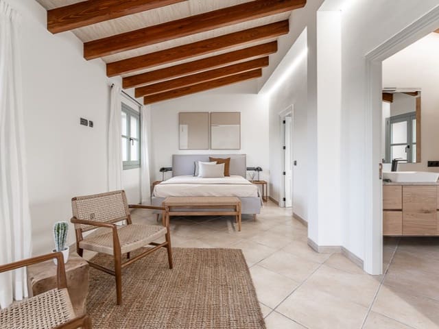 3 soverom Villa til salgs i Sineu med svømmebasseng garasje - € 1 400 000 (Ref: 9686312)