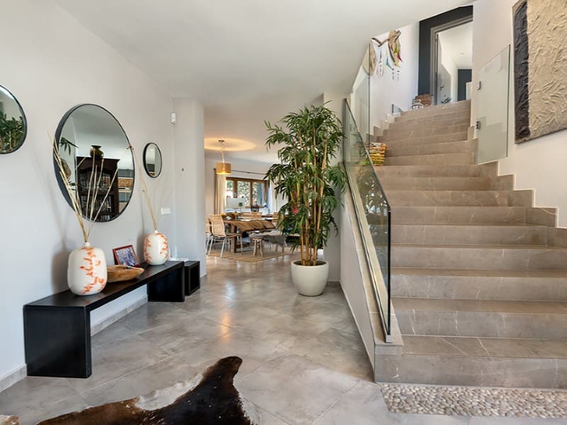 4 bedroom Finca/Country House for sale in Moscari with pool - € 3,900,000 (Ref: 9695249)