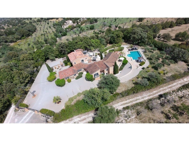 4 bedroom Finca/Country House for sale in Moscari with pool - € 3,900,000 (Ref: 9695249)