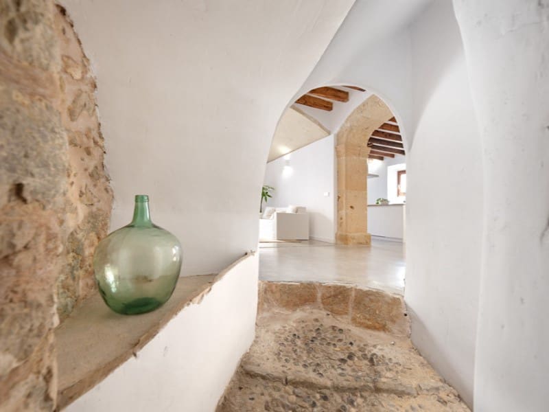 3 slaapkamer Villa te koop in Mancor de la Vall met garage - € 890.000 (Ref: 9701529)