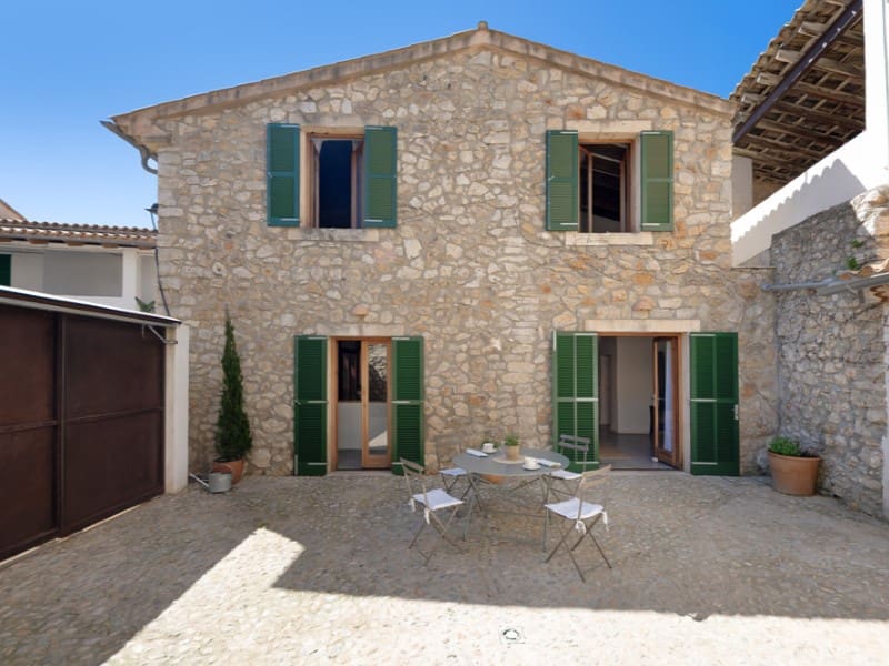 3 slaapkamer Villa te koop in Mancor de la Vall met garage - € 890.000 (Ref: 9701529)