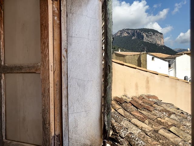 4 Zimmer Villa zu verkaufen in Alaró - 680.000 € (Ref: 9712111)