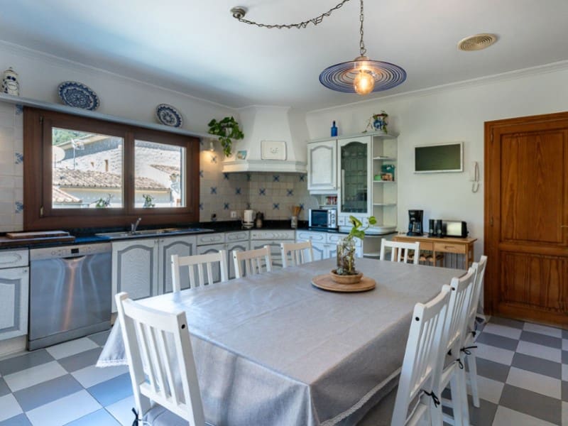 4 soverom Villa til salgs i Mancor de la Vall med svømmebasseng garasje - € 1 600 000 (Ref: 9712114)