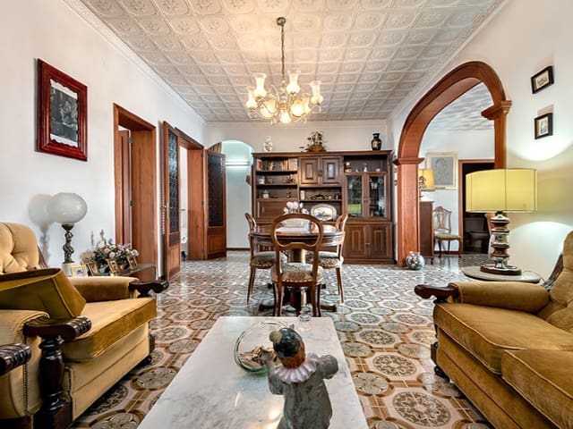 4 quarto Moradia para venda em Alaró com garagem - 690 000 € (Ref: 9714841)