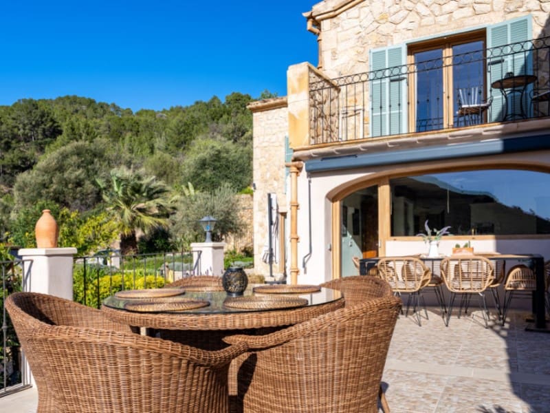 2 bedroom Villa for sale in Andratx - € 1,090,000 (Ref: 9714842)