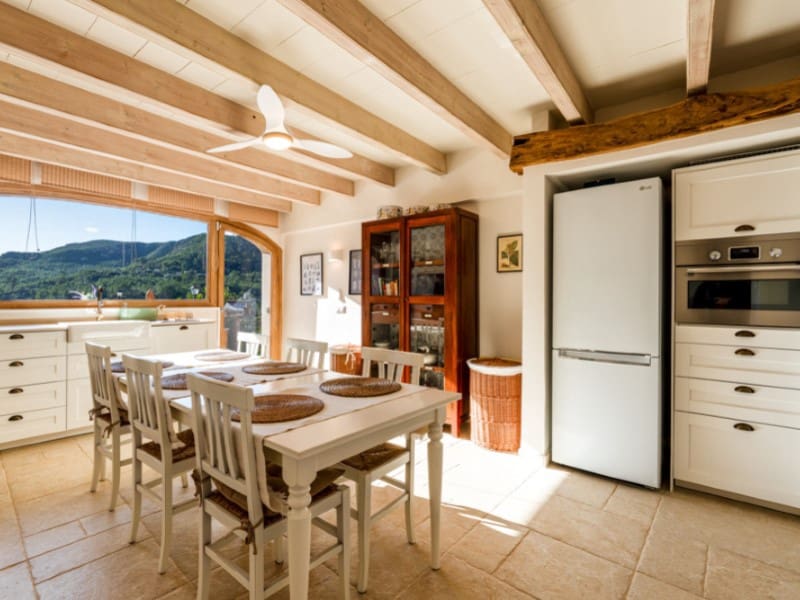 2 bedroom Villa for sale in Andratx - € 1,090,000 (Ref: 9714842)