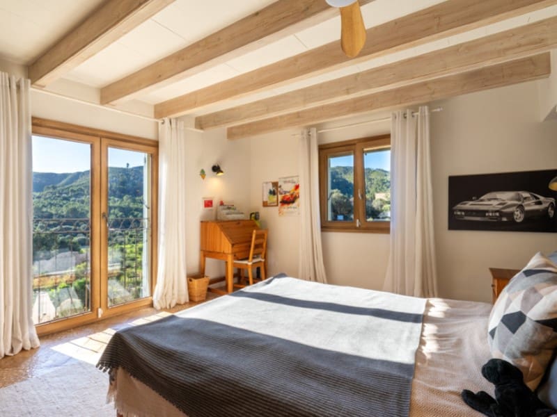 2 bedroom Villa for sale in Andratx - € 1,090,000 (Ref: 9714842)