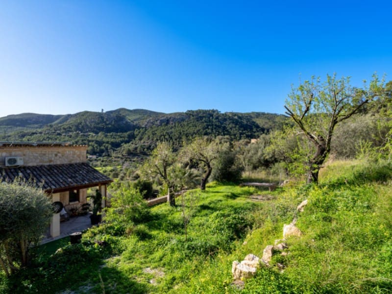 2 bedroom Villa for sale in Andratx - € 1,090,000 (Ref: 9714842)