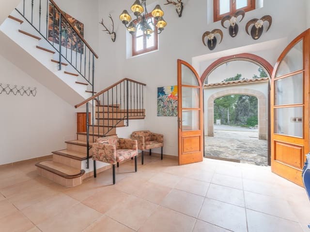 6 soveværelse Finca/Landehus til salg i Felanitx med swimmingpool garage - € 2.350.000 (Ref: 9719822)