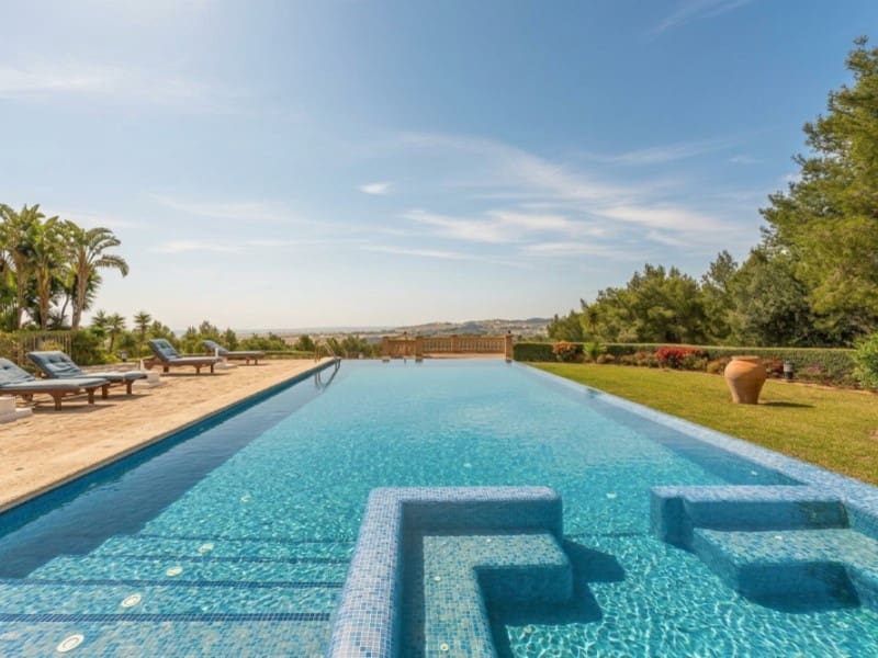 6 soveværelse Finca/Landehus til salg i Felanitx med swimmingpool garage - € 2.350.000 (Ref: 9719822)