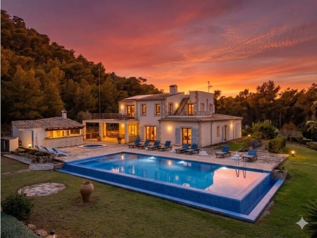 6 soveværelse Finca/Landehus til salg i Felanitx med swimmingpool garage - € 2.350.000 (Ref: 9719822)