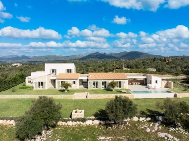 4 bedroom Finca/Country House for sale in Son Carrio, Sant Llorenç des Cardassar with pool - € 3,400,000 (Ref: 9726766)