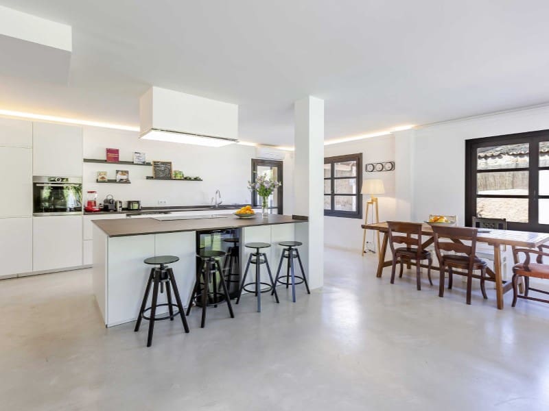 5 bedroom Finca/Country House for sale in Alaro - € 4,650,000 (Ref: 9729300)