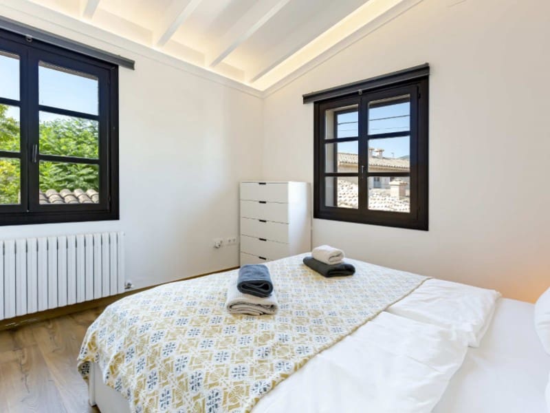 5 bedroom Finca/Country House for sale in Alaro - € 4,650,000 (Ref: 9729300)