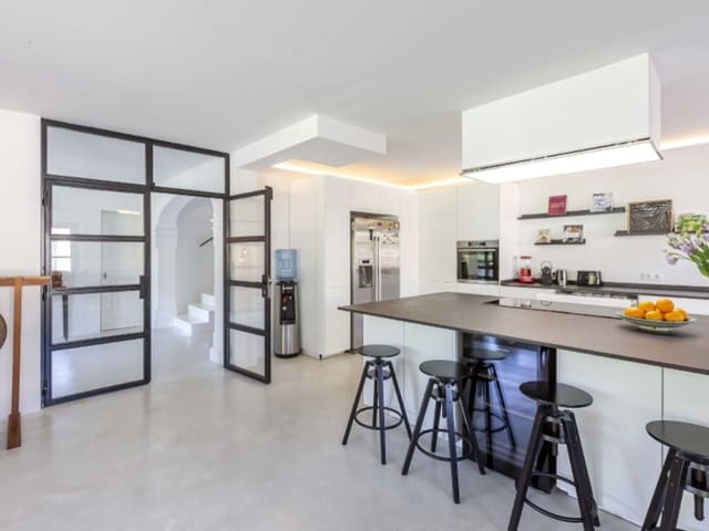 4 soveværelse Finca/Landehus til salg i Alaró - € 4.650.000 (Ref: 9729300)