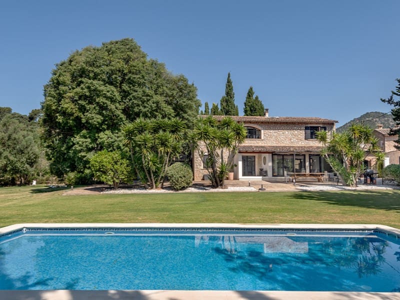 4 bedroom Finca/Country House for sale in Alaro - € 3,600,000 (Ref: 9729300)