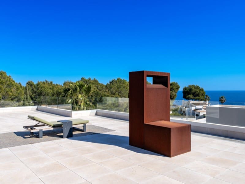 4 bedroom Villa for sale in Sol de Mallorca with garage - € 3,950,000 (Ref: 9732016)