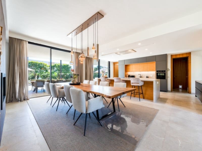 4 bedroom Villa for sale in Sol de Mallorca with garage - € 3,950,000 (Ref: 9732016)